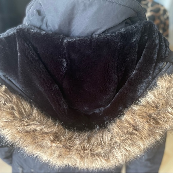 TNA Verbier Vegan Parka - Picture 6 of 15